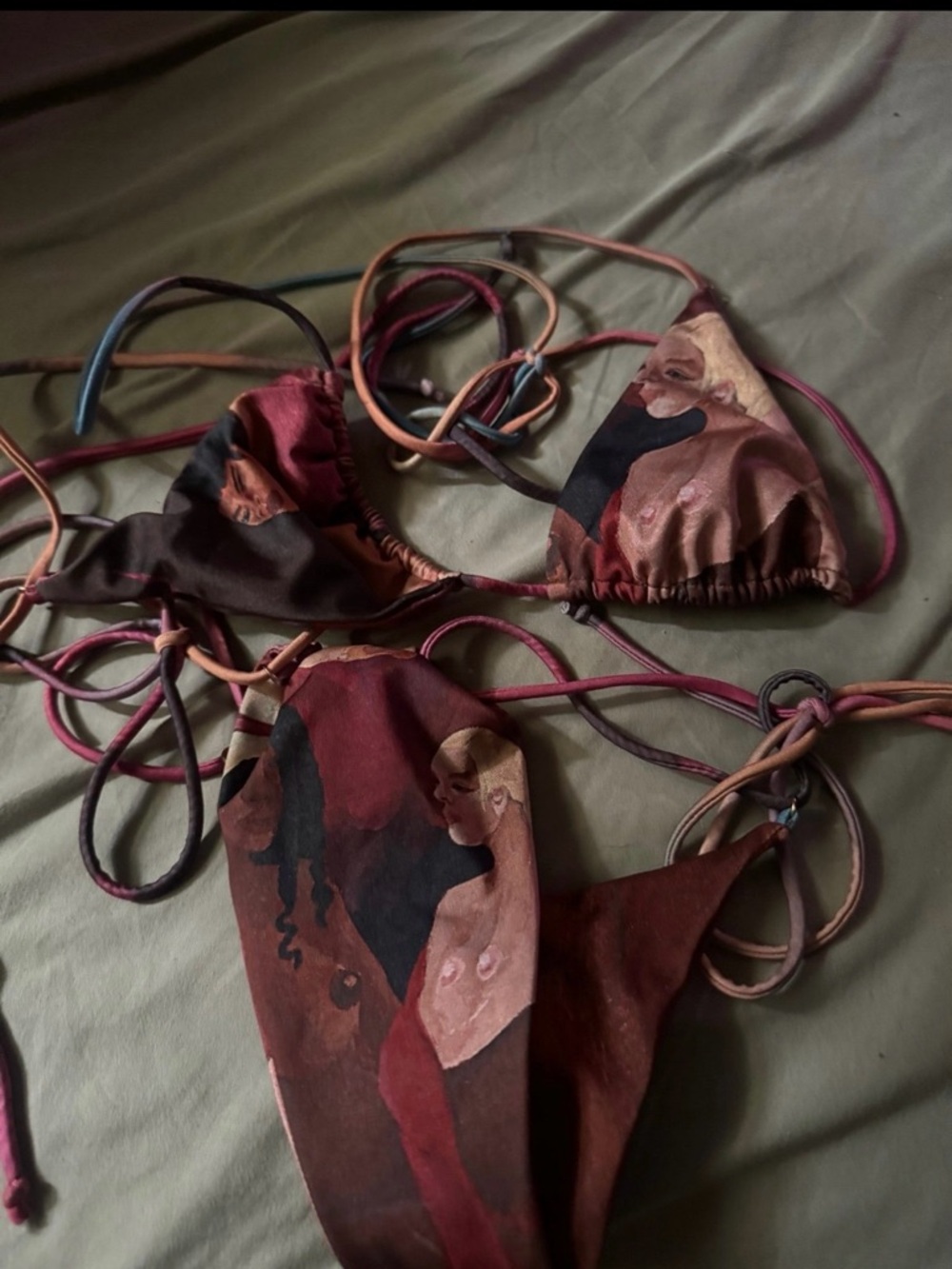 Tie-String Women’s Bikini Set in Multi Burgundy Print
